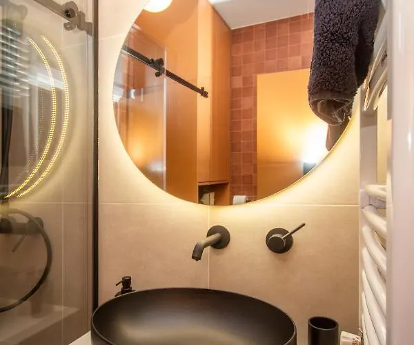 Artisan's Dwelling * Belgrado